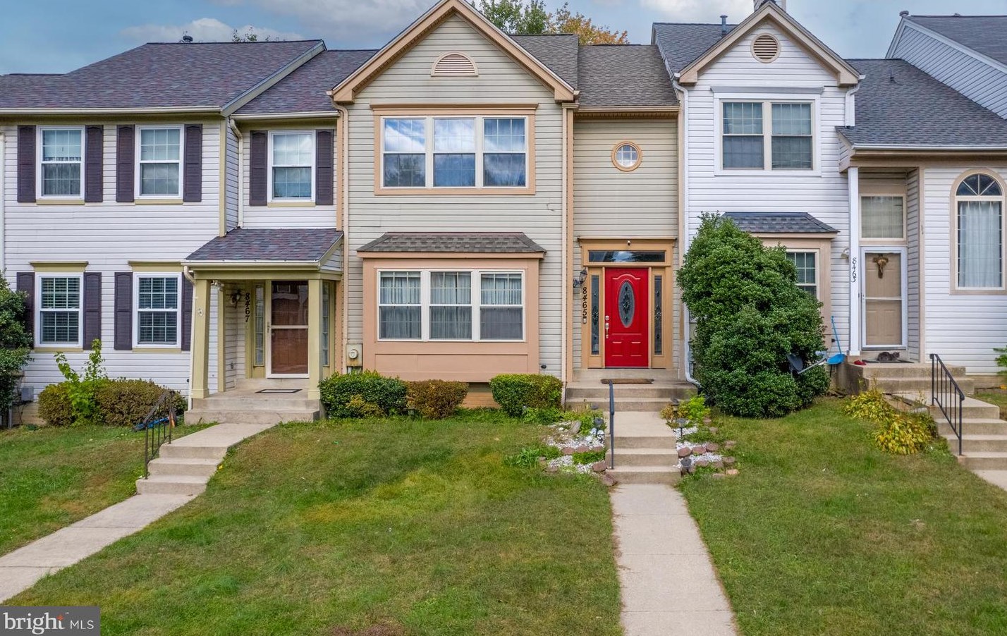 8465 Meadow Green Way, Gaithersburg MD  20877-3728 exterior