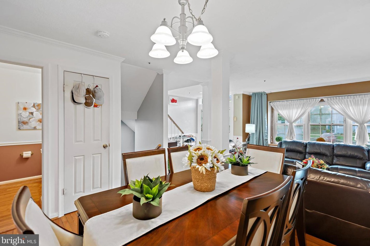 8465 Meadow Green Way, Gaithersburg MD  20877-3728 exterior