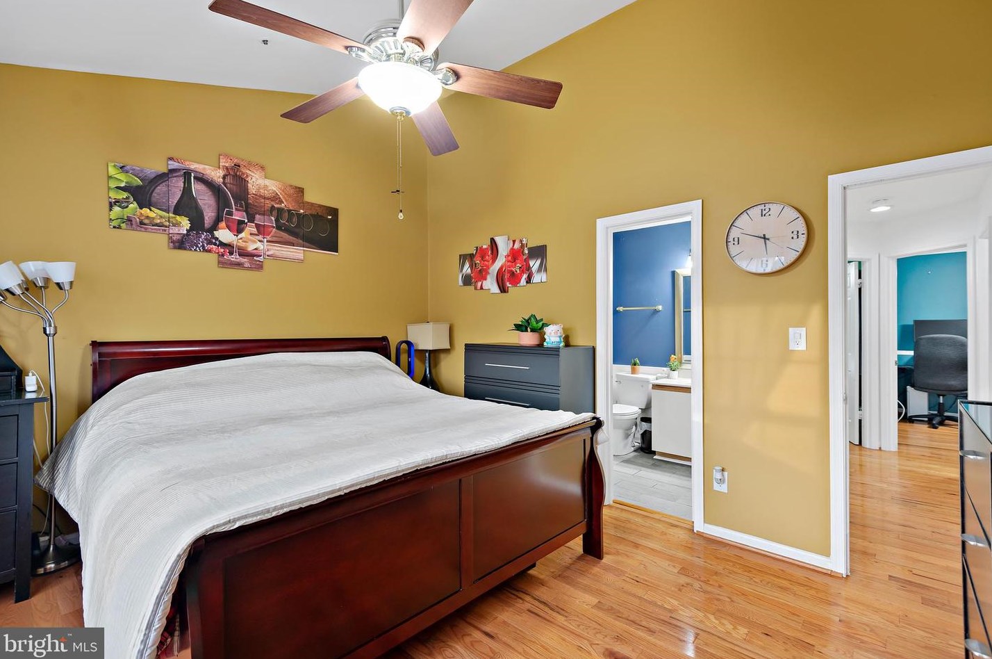 8465 Meadow Green Way, Gaithersburg MD  20877-3728 exterior