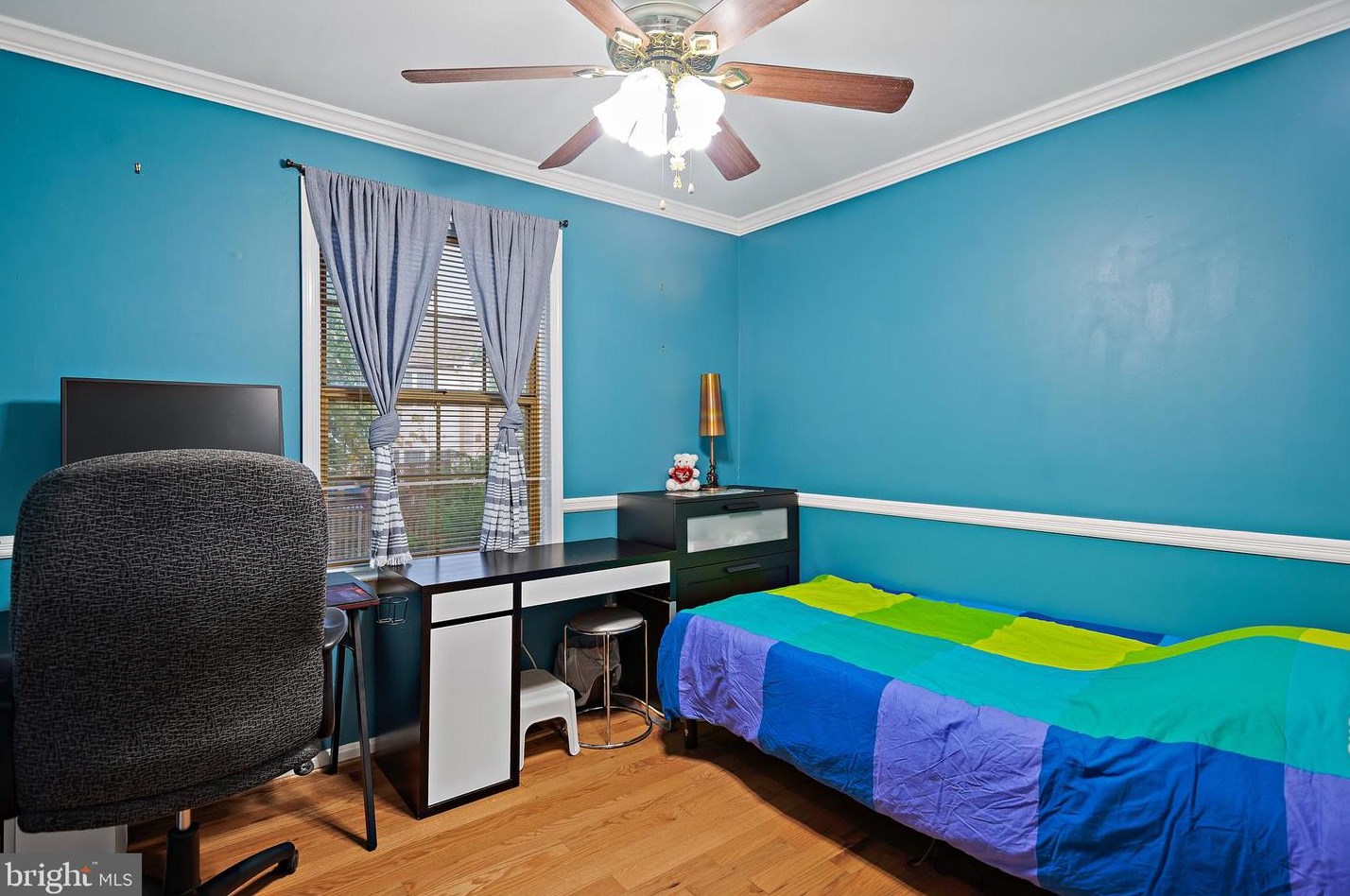 8465 Meadow Green Way, Gaithersburg MD  20877-3728 exterior