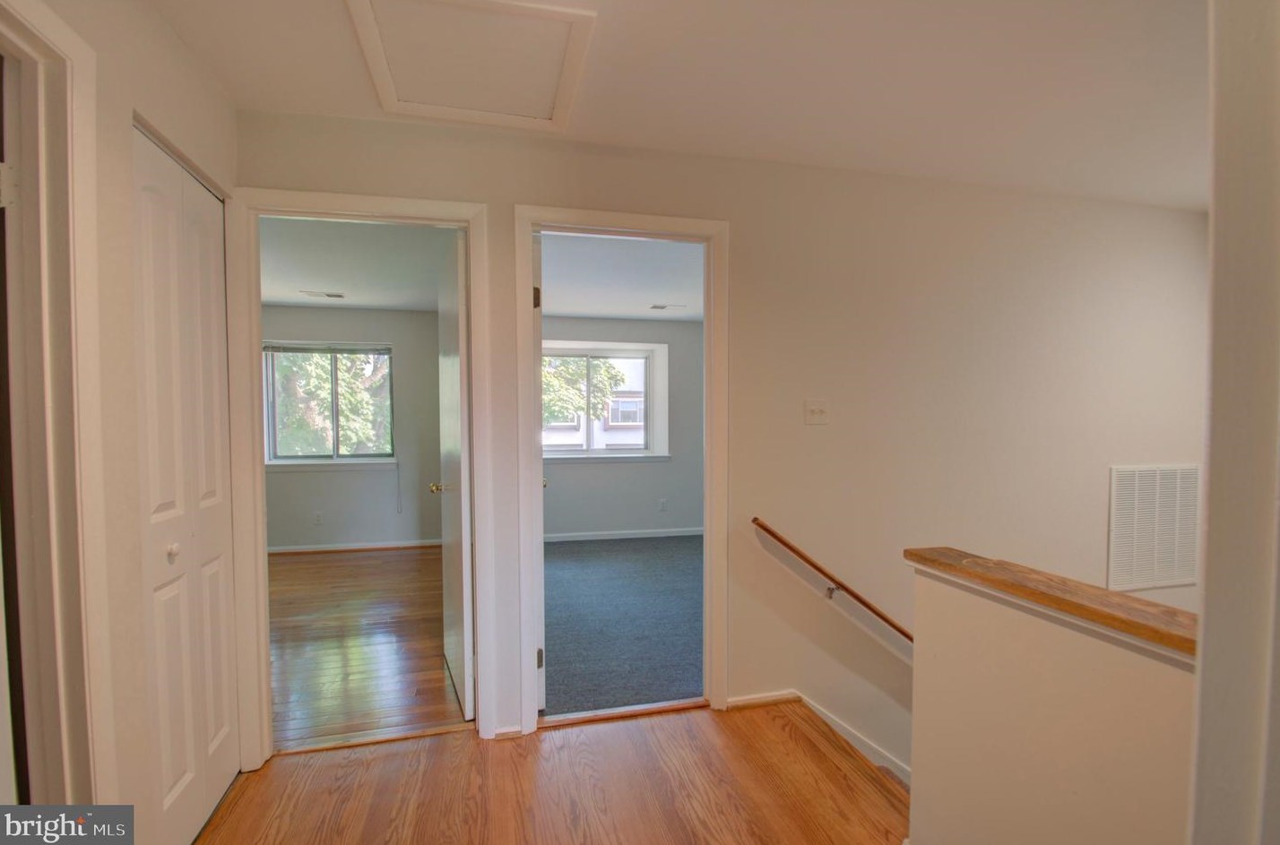 9905 Lk Lndg Rd, Gaithersburg MD 20886-0603 exterior