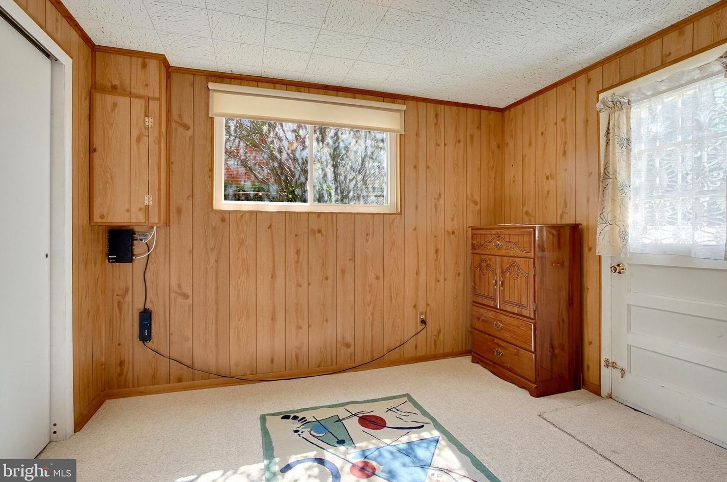 814 Whittington Ter, Silver Spring MD 20901-1056 exterior