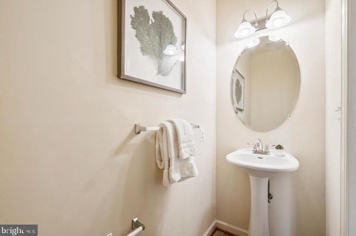 121 Autumn View Dr, Gaithersburg MD  20878-7818 exterior