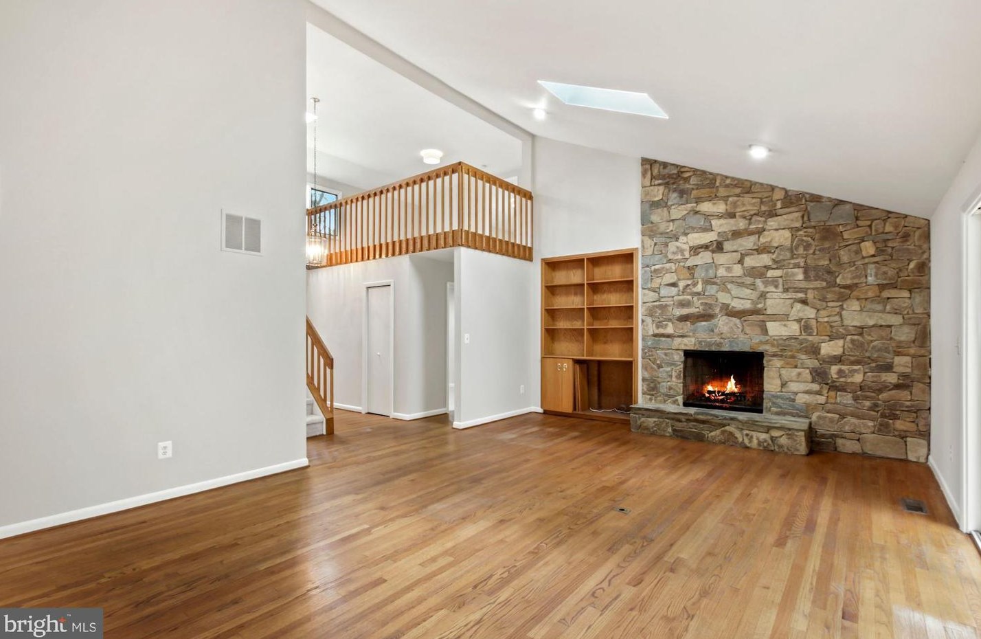 6203 Winston Dr, Bethesda MD  20817-5817 exterior