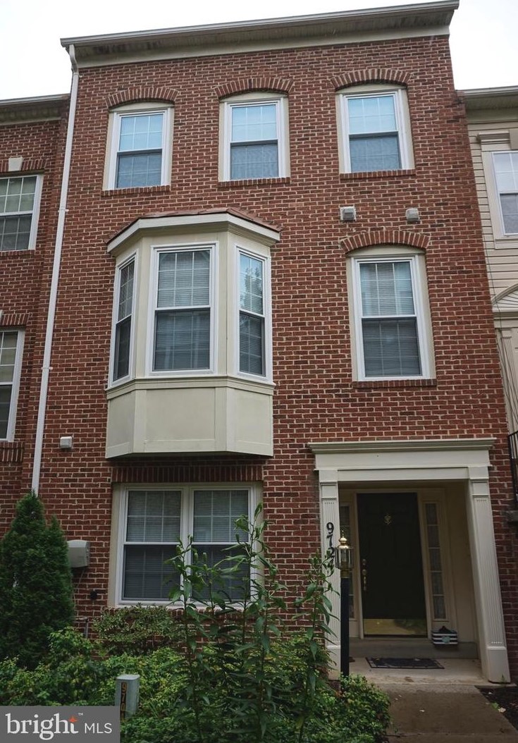 9724 Athletic Way, Gaithersburg MD  20878-5379 exterior