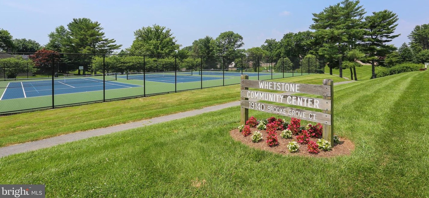 9603 Marston Ln, Gaithersburg MD 20886-5001 exterior