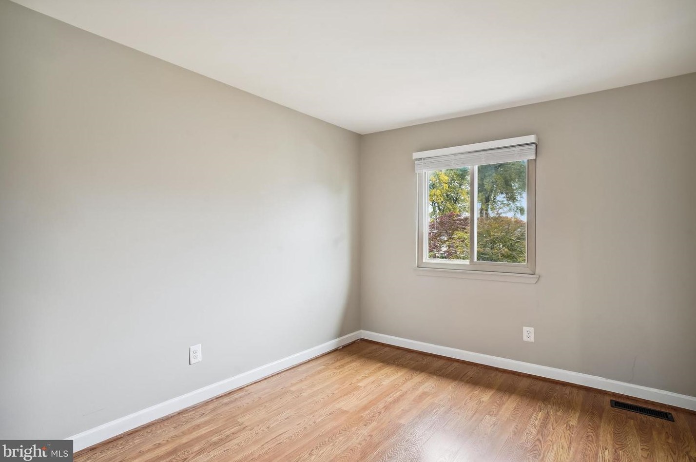 9603 Marston Ln, Gaithersburg MD 20886-5001 exterior