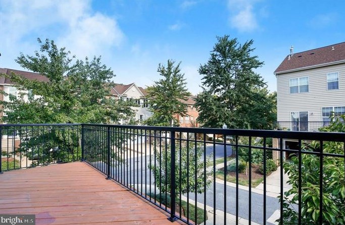 9449 Fields Rd, Gaithersburg MD  20878-4505 exterior