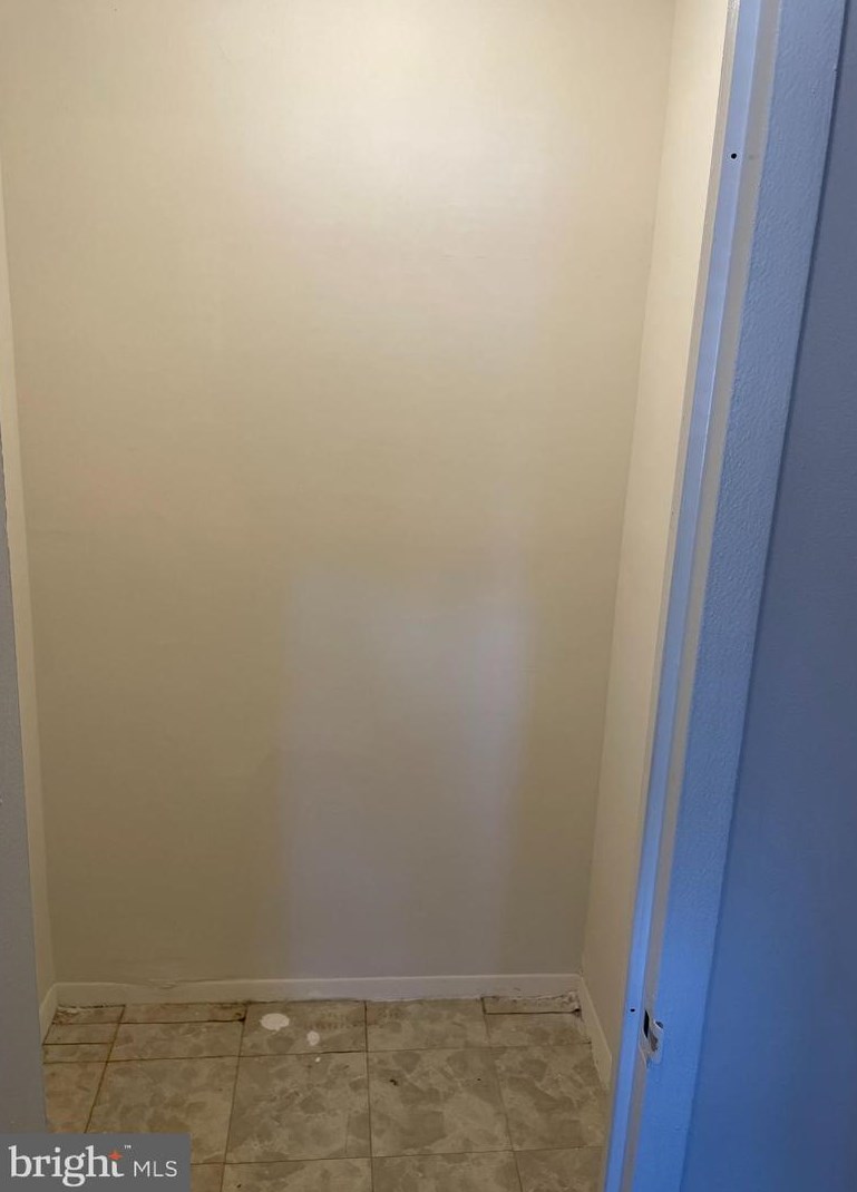 18626 Walkers Choice Rd, Gaithersburg MD  20886-0527 exterior