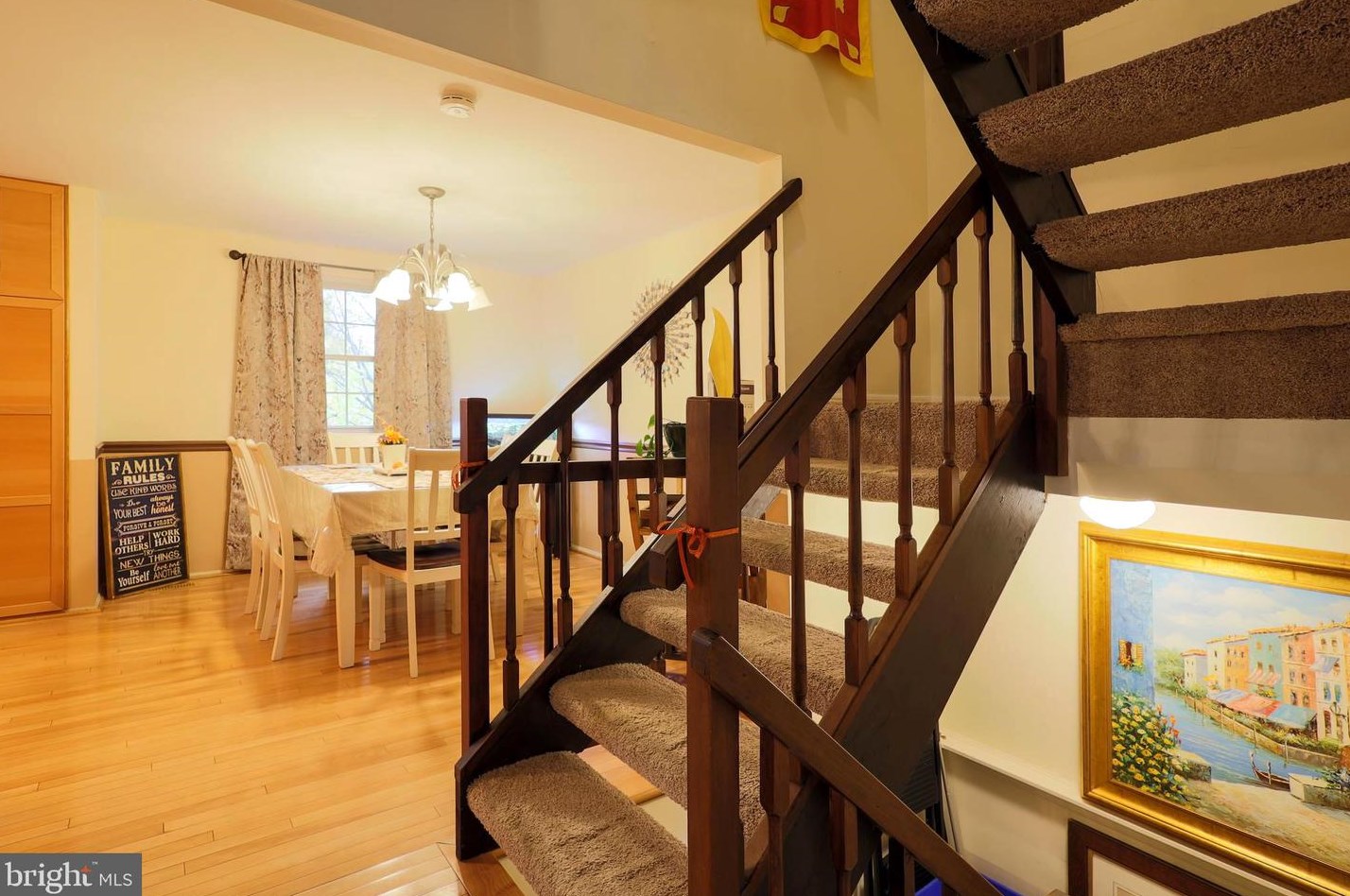 19851 Wheelwright Dr, Gaithersburg MD 20886-1048 exterior