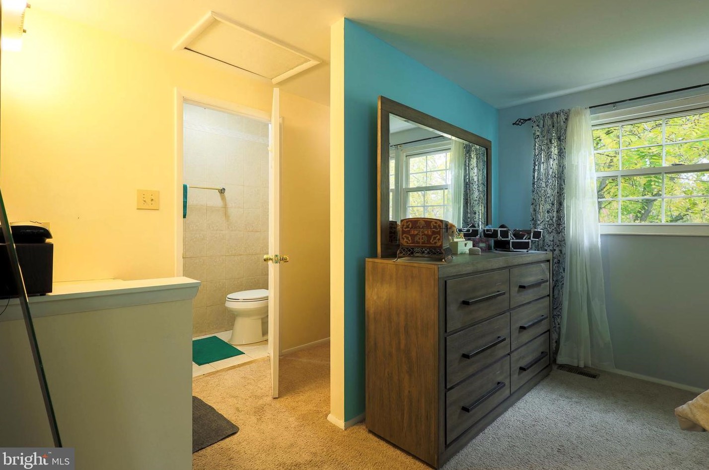 19851 Wheelwright Dr, Gaithersburg MD 20886-1048 exterior