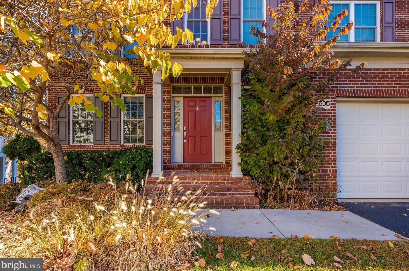 15505 Hallman Grove Ct, Gaithersburg MD  20878-3474 exterior