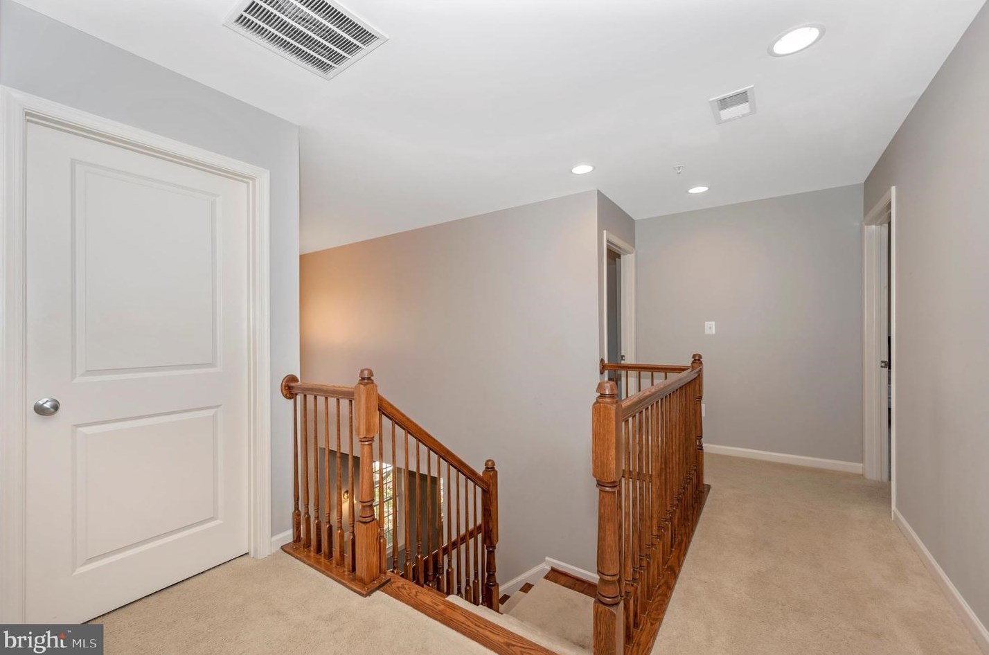 15505 Hallman Grove Ct, Gaithersburg MD  20878-3474 exterior