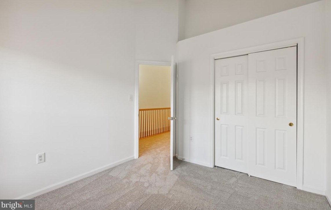 12 Battery Bend Ct, Gaithersburg MD  20886-4593 exterior