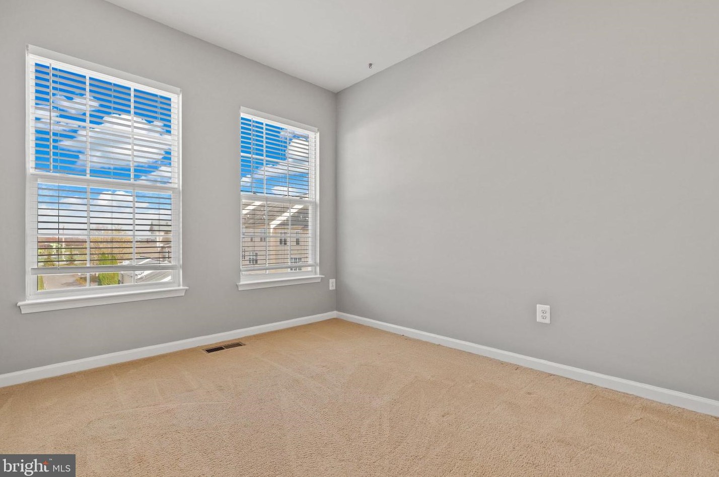 23744 Clarksmeade Dr, Clarksburg MD 20871-4344 exterior