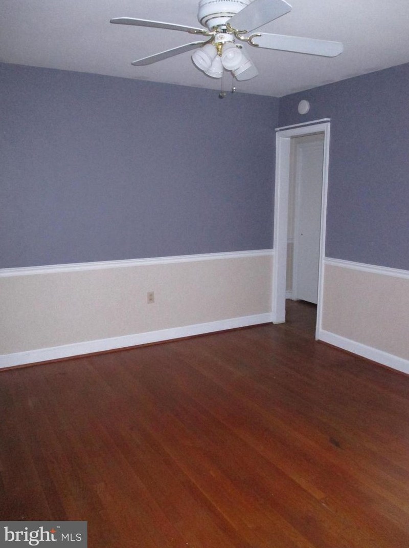 7 James St, Gaithersburg MD  20877-1929 exterior