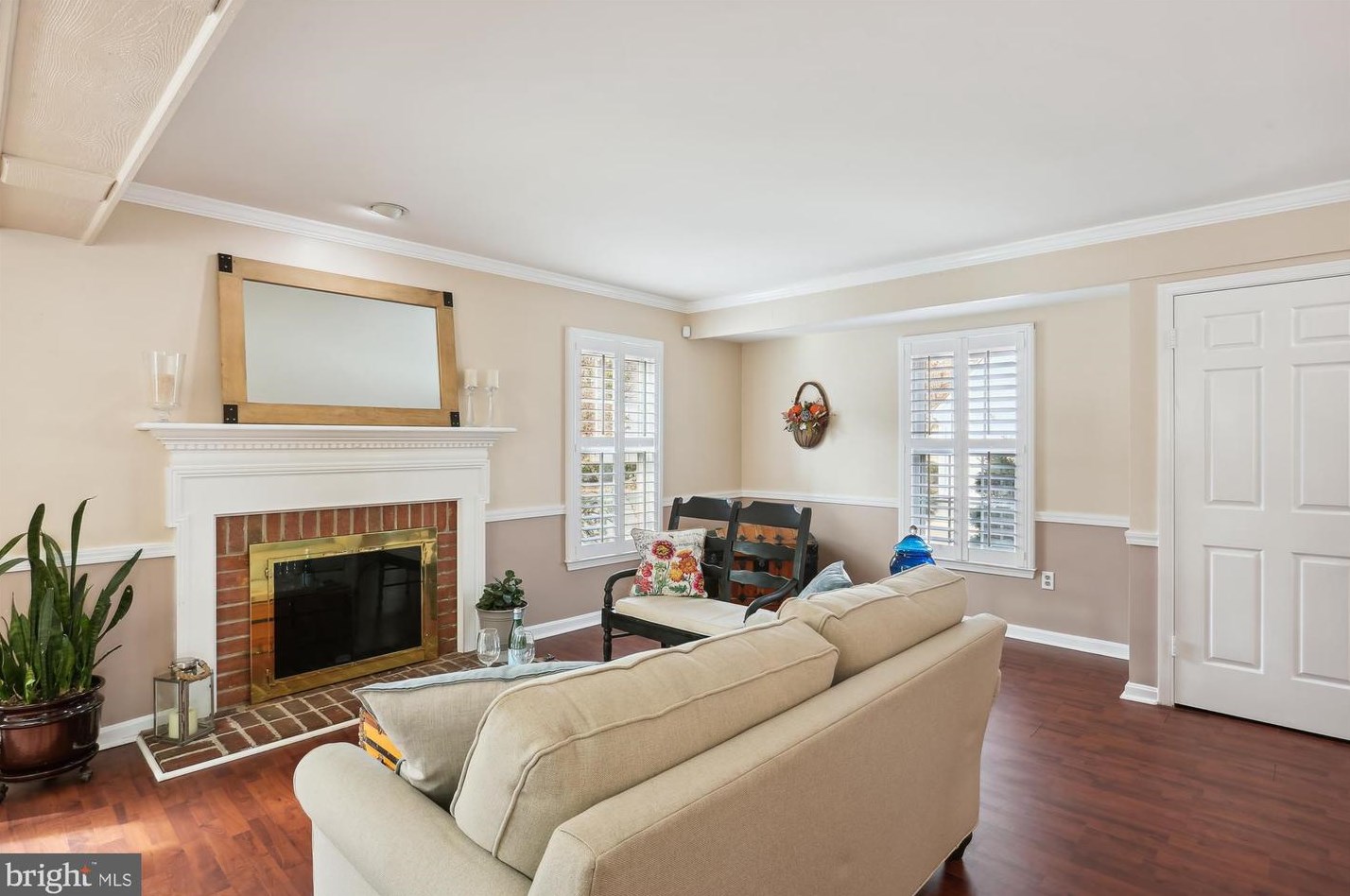 2 Linden Hall Ct, Gaithersburg MD  20877-3453 exterior