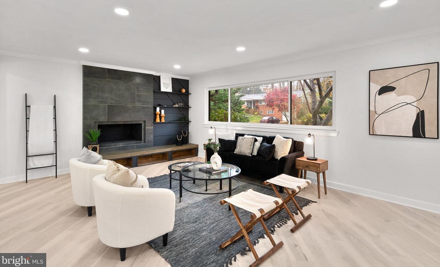 7903 Rocton Ave, Bethesda MD  20815-3911 exterior