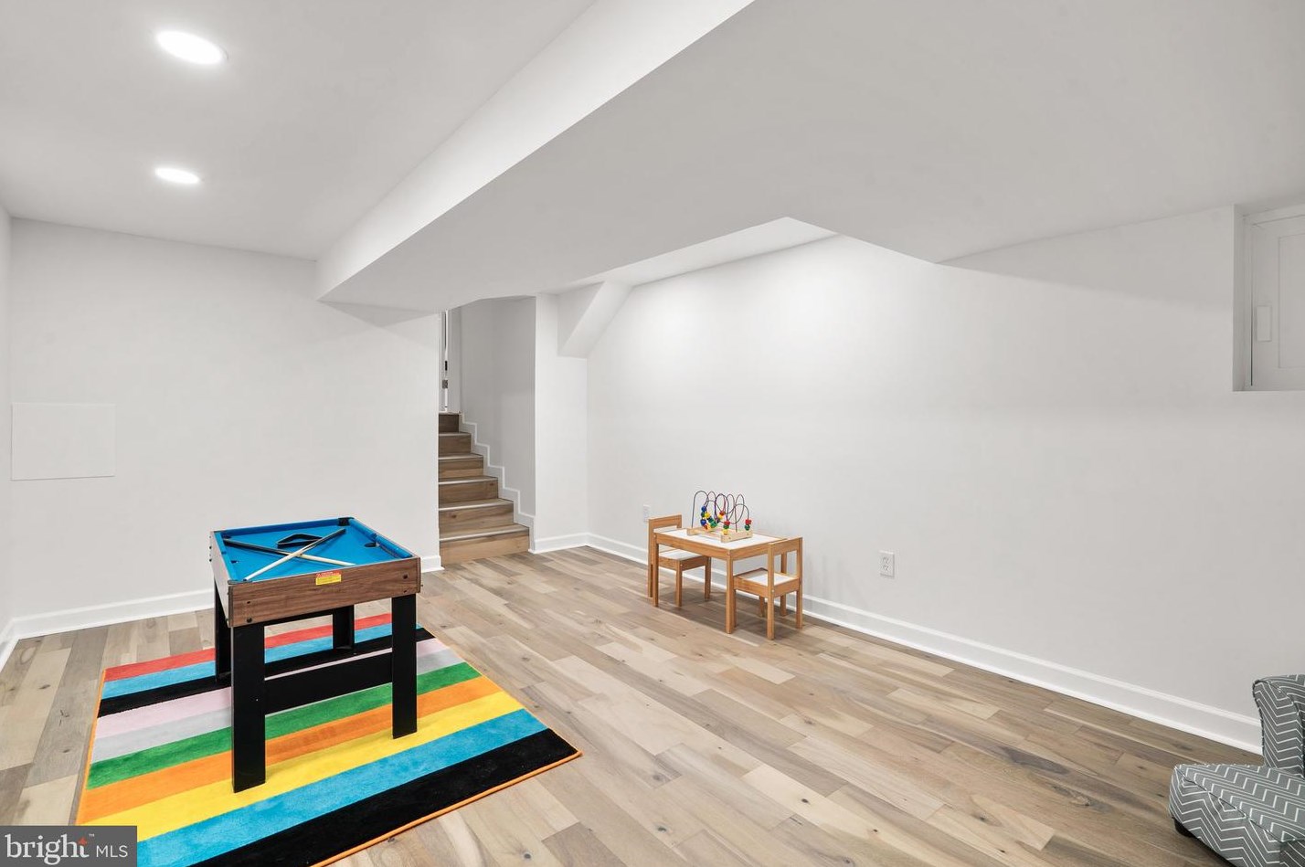 7903 Rocton Ave, Bethesda MD  20815-3911 exterior