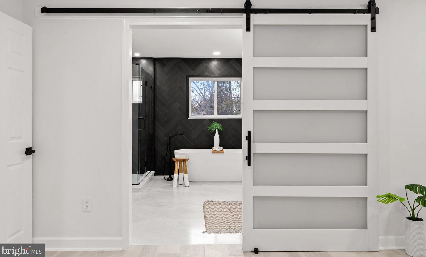 7903 Rocton Ave, Bethesda MD  20815-3911 exterior