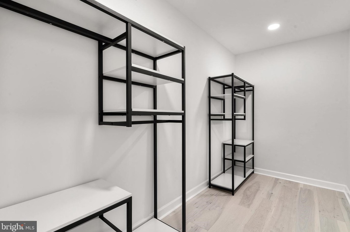 7903 Rocton Ave, Bethesda MD  20815-3911 exterior