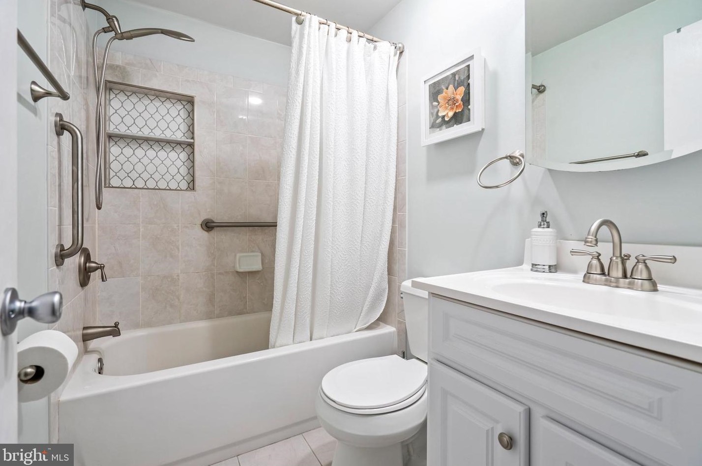 19502 Burlingame Way, Gaithersburg MD  20886-1015 exterior