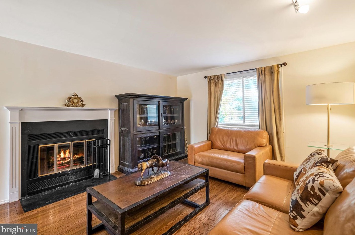 19502 Burlingame Way, Gaithersburg MD  20886-1015 exterior