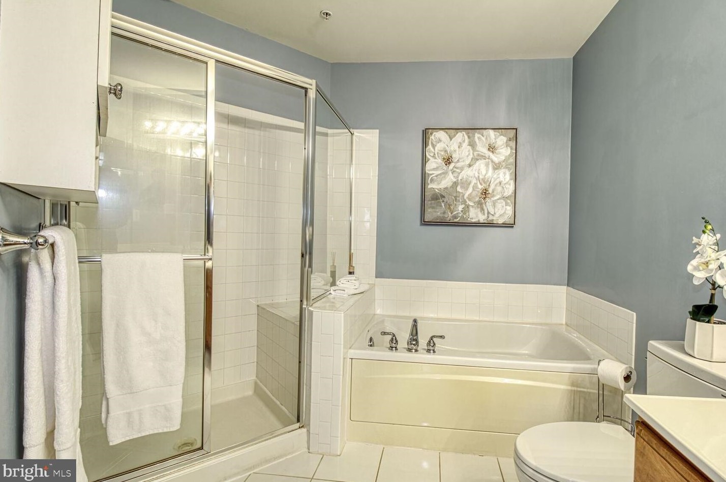 717 Main St, Gaithersburg MD 20878-5516 exterior