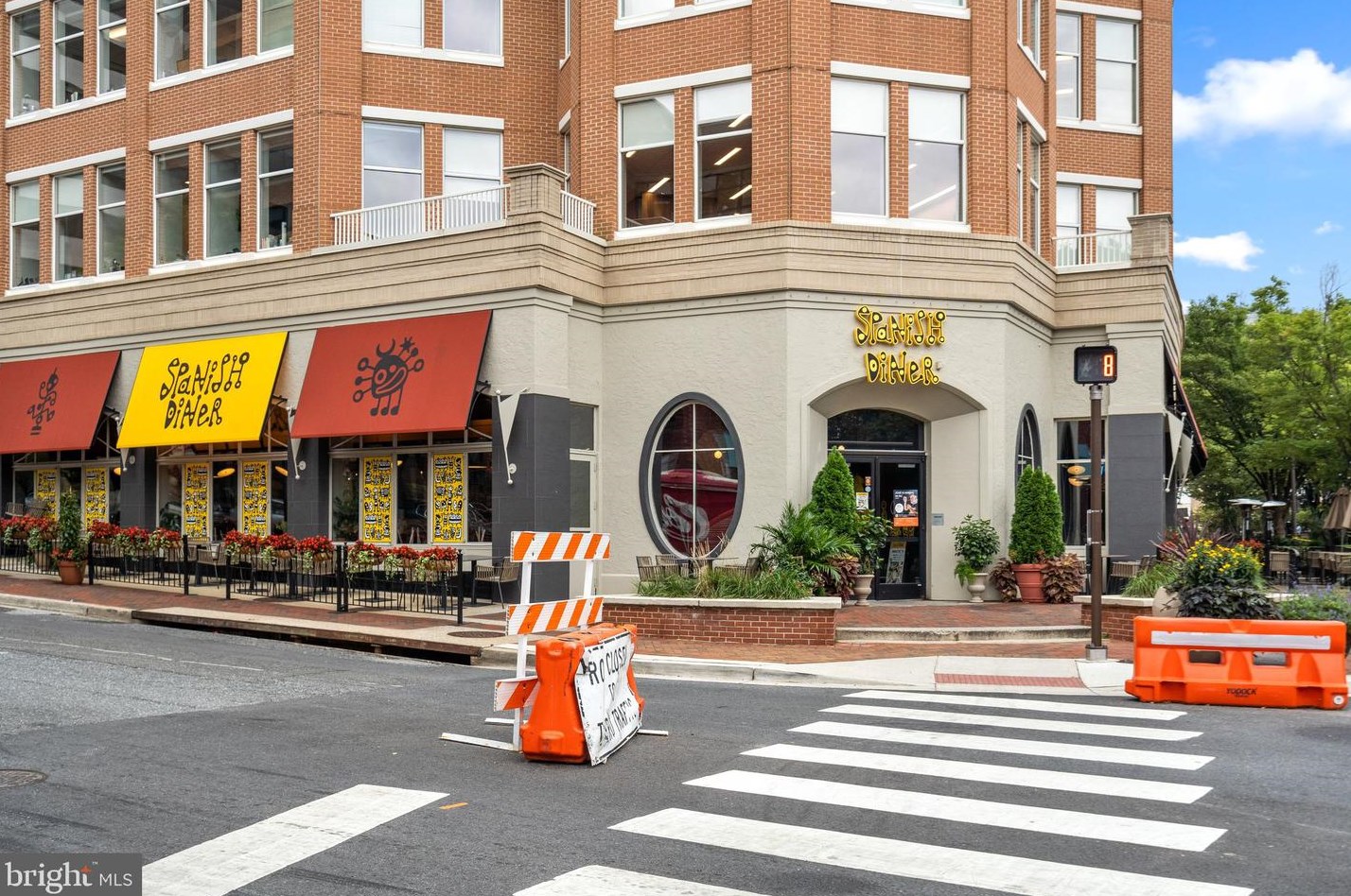 7171 Woodmont Ave, Bethesda MD  20815-6208 exterior