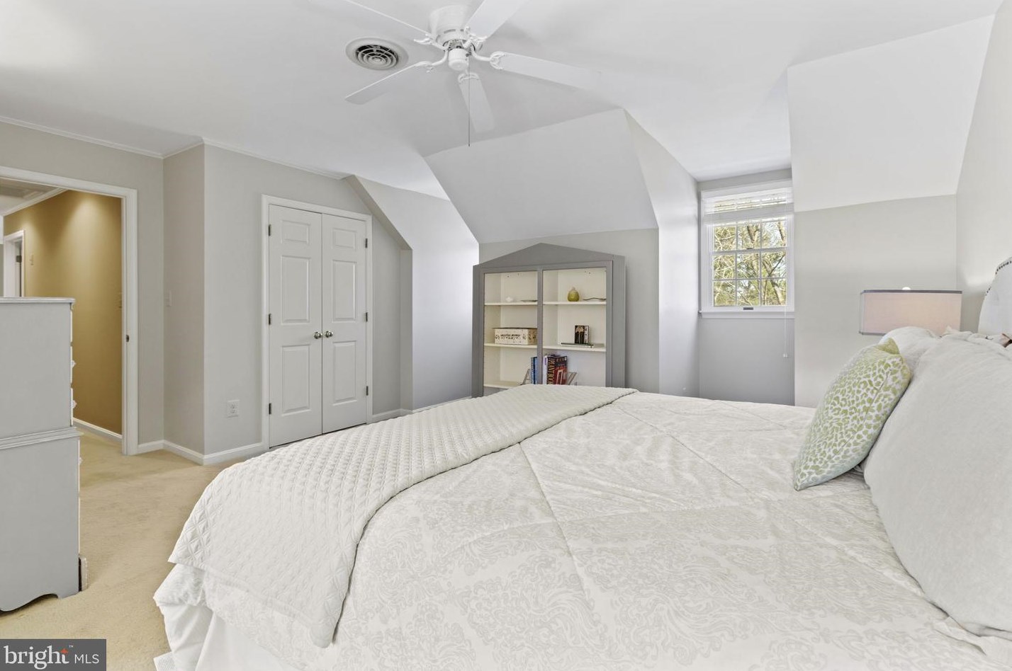 13529 Scottish Autumn Ct, Gaithersburg MD  20878-3991 exterior