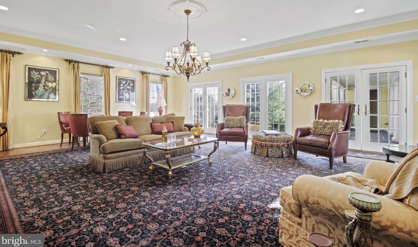 13529 Scottish Autumn Ct, Gaithersburg MD  20878-3991 exterior