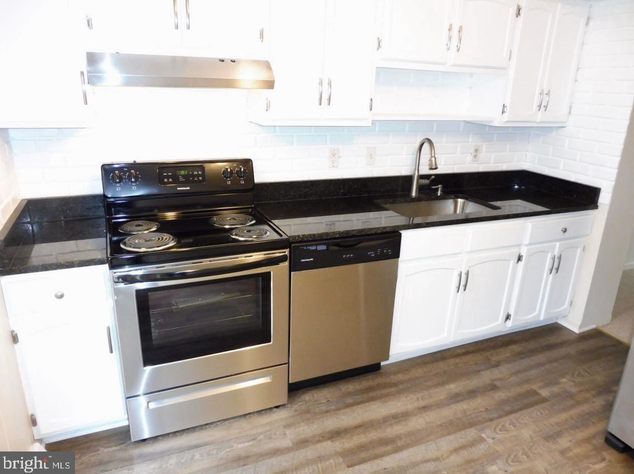 196 Gold Kettle Dr, Gaithersburg MD  20878-2708 exterior