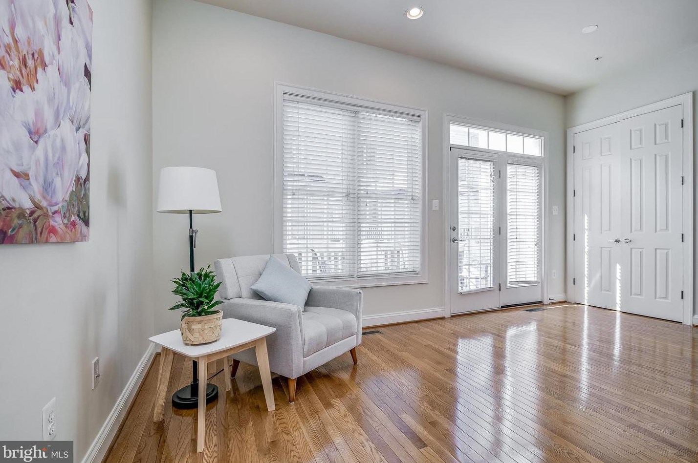 610 Eden Pl, Gaithersburg MD  20877-3341 exterior