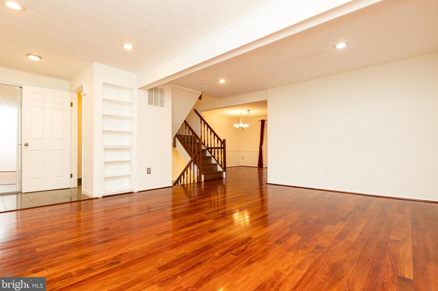 122 Holdcroft Ln, Gaithersburg MD  20878-2712 exterior