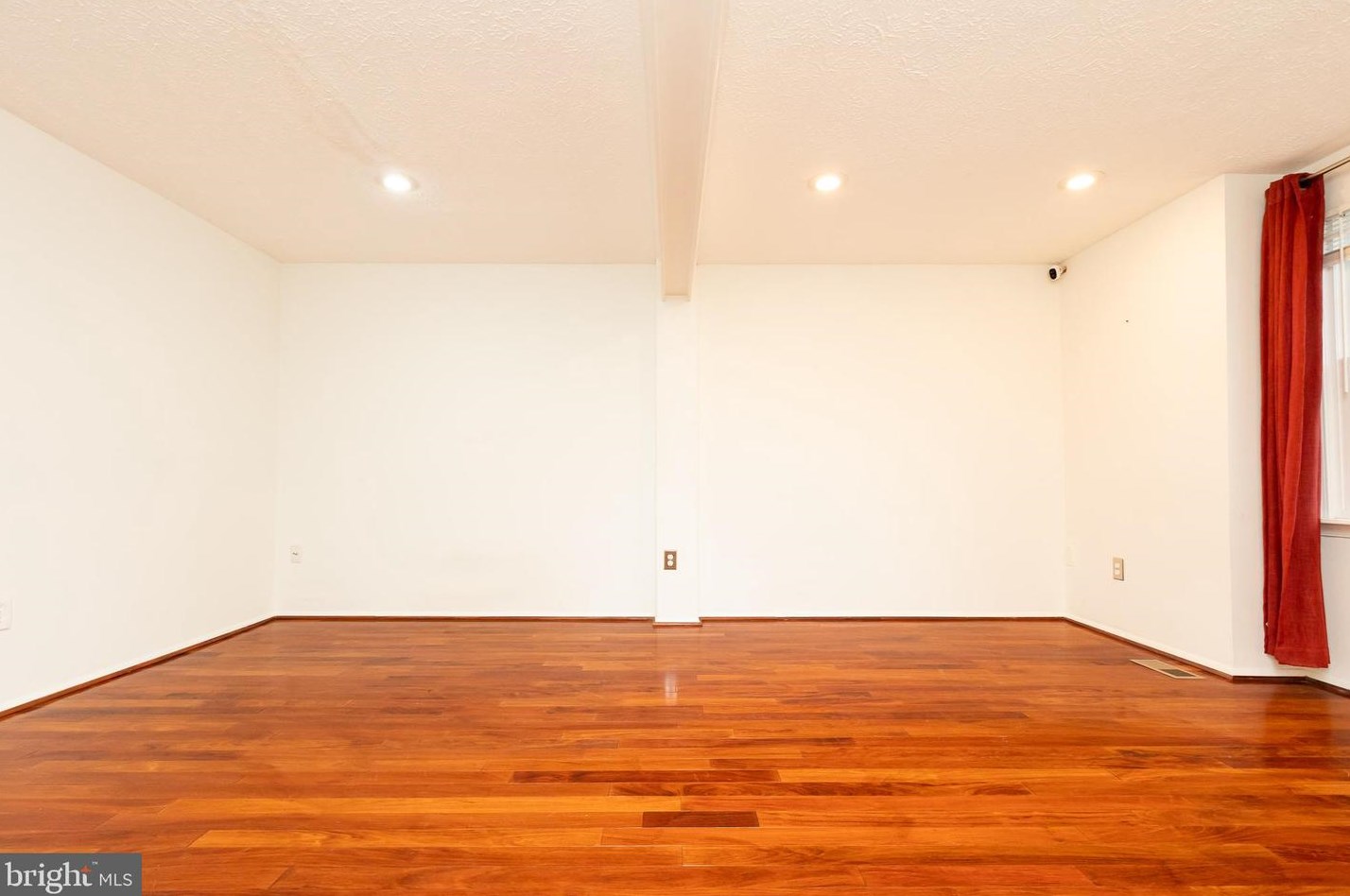 122 Holdcroft Ln, Gaithersburg MD  20878-2712 exterior