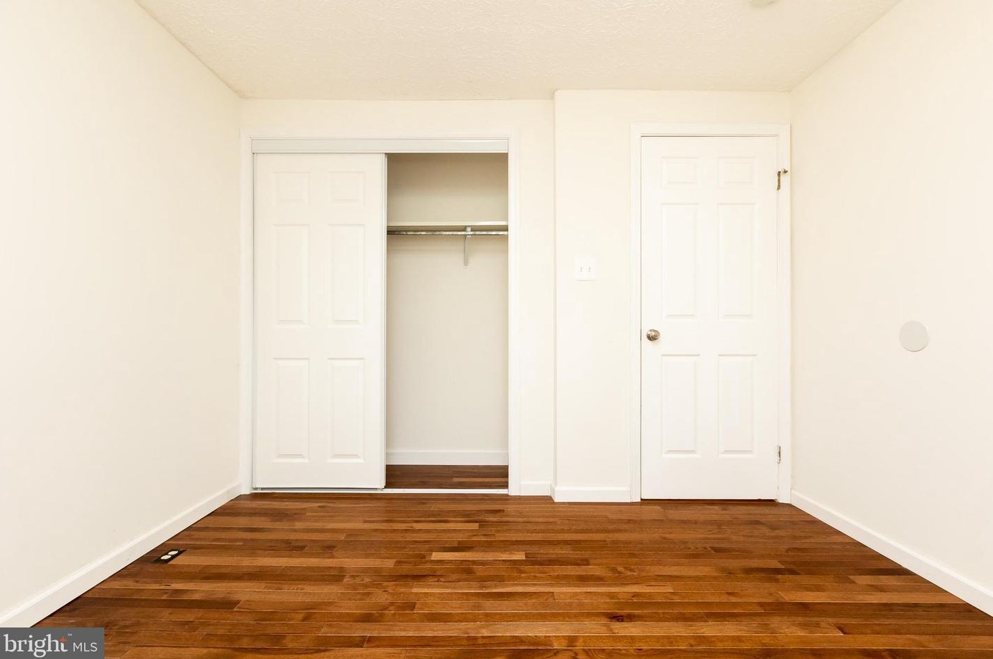 122 Holdcroft Ln, Gaithersburg MD  20878-2712 exterior