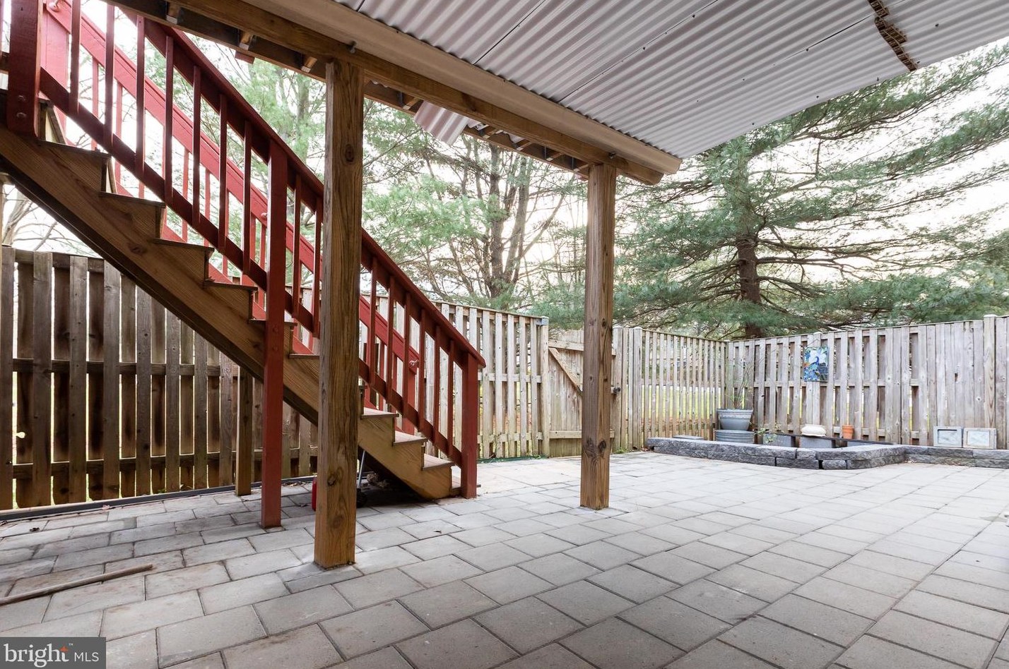 122 Holdcroft Ln, Gaithersburg MD  20878-2712 exterior