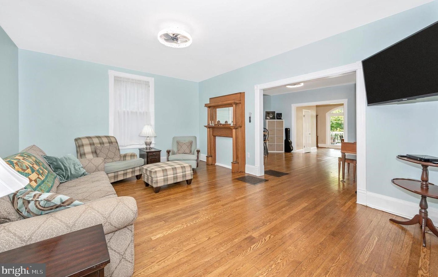 11 Brookes Ave, Gaithersburg MD  20877-2701 exterior