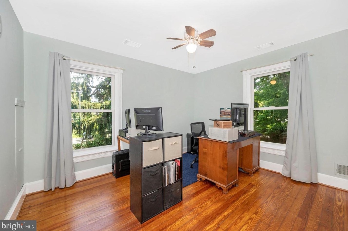 11 Brookes Ave, Gaithersburg MD  20877-2701 exterior
