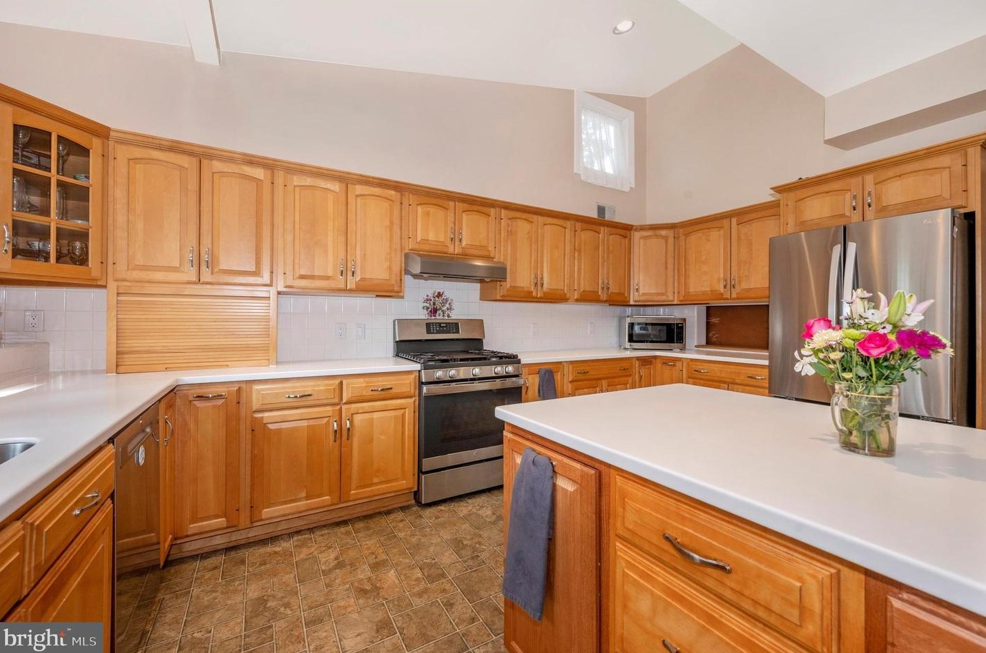 11 Brookes Ave, Gaithersburg MD  20877-2701 exterior