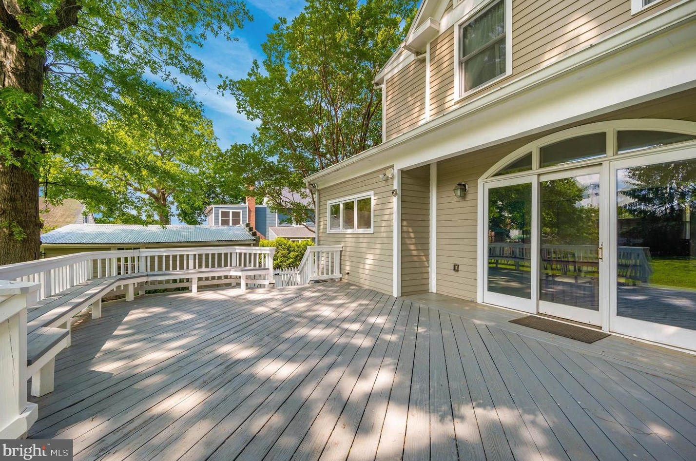 11 Brookes Ave, Gaithersburg MD  20877-2701 exterior