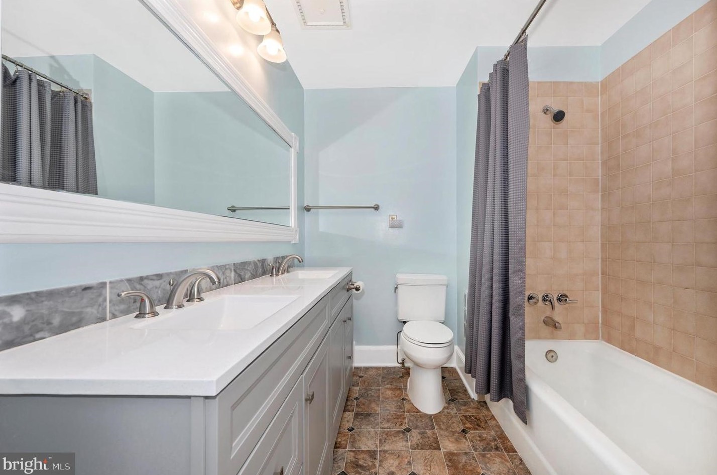 11 Brookes Ave, Gaithersburg MD  20877-2701 exterior