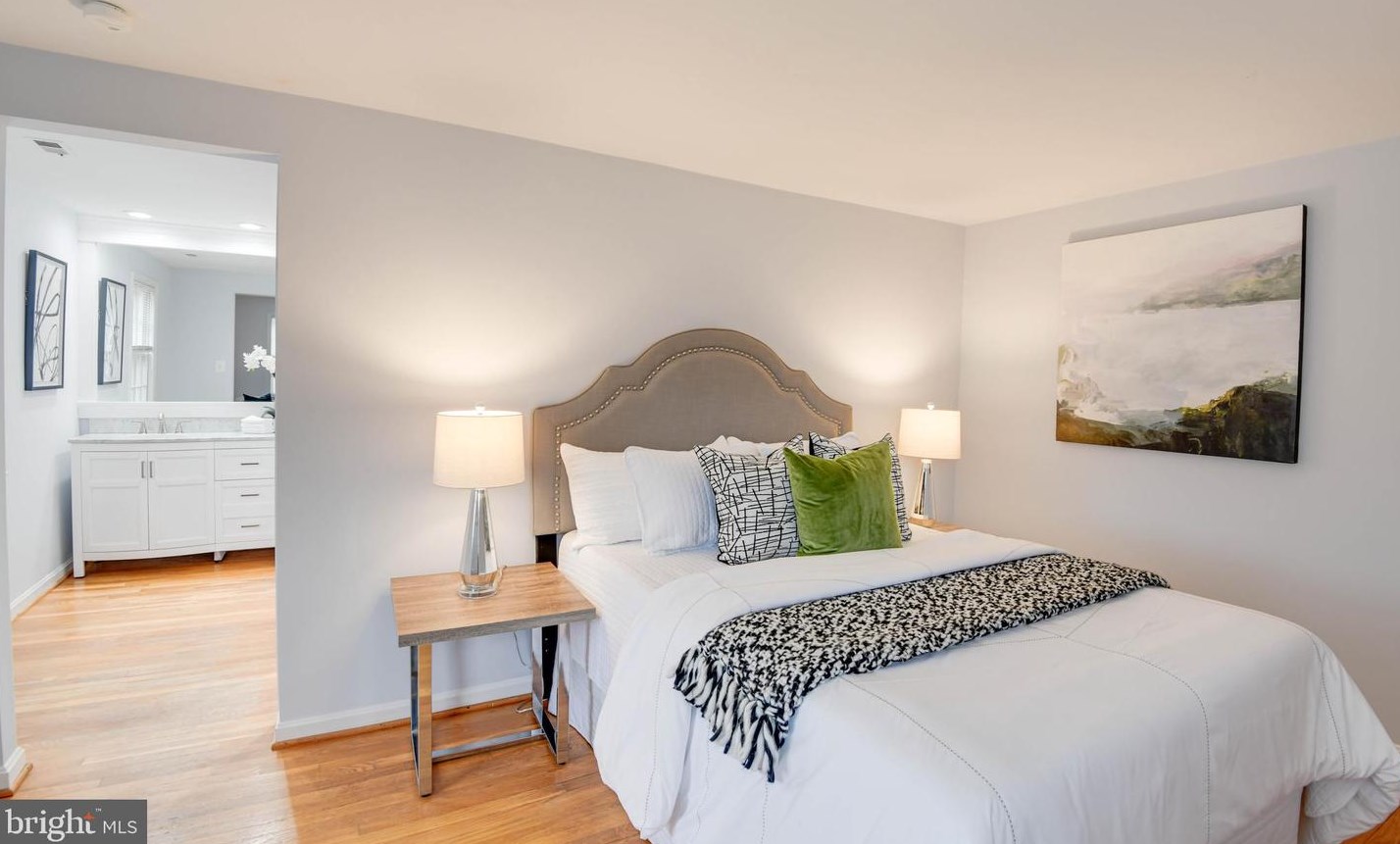 19029 Threshing Pl, Gaithersburg MD  20886-3143 exterior