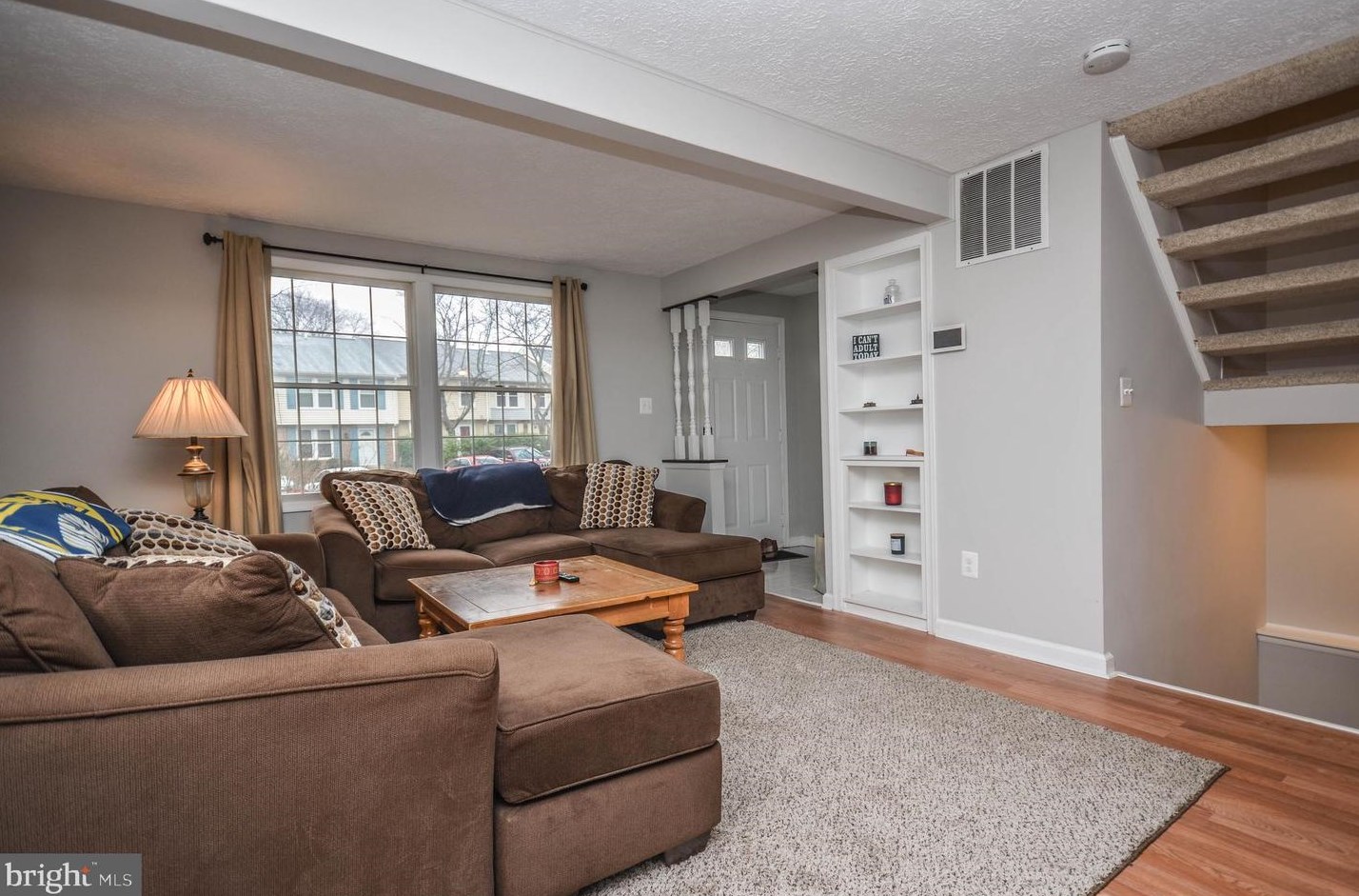 27 Cross Country Ct, Gaithersburg MD  20879-4616 exterior
