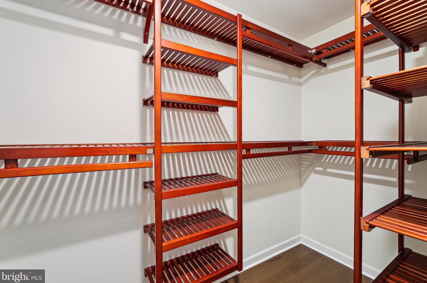 14013 Natia Manor Dr, Gaithersburg MD  20878-4858 exterior