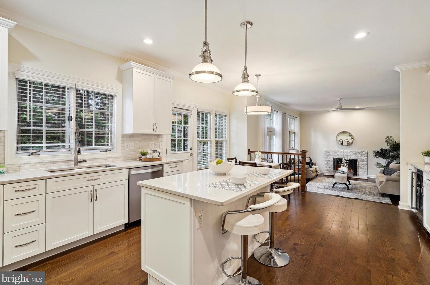 14013 Natia Manor Dr, Gaithersburg MD  20878-4858 exterior