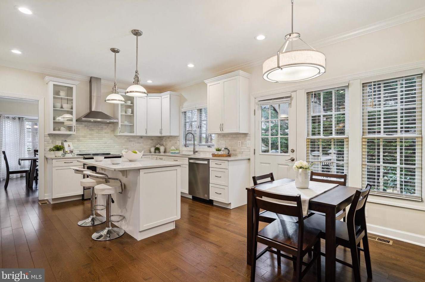 14013 Natia Manor Dr, Gaithersburg MD  20878-4858 exterior