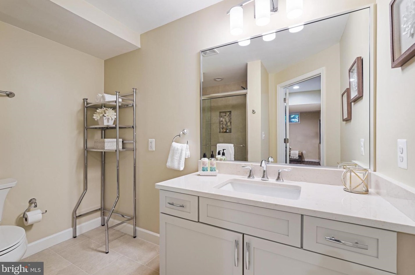 14013 Natia Manor Dr, Gaithersburg MD  20878-4858 exterior