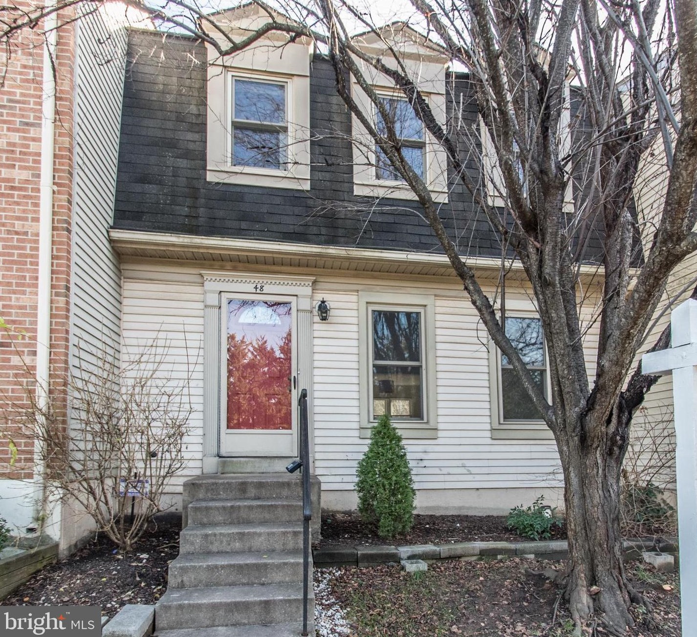 48 Pontiac Way, Gaithersburg MD  20878-2738 exterior