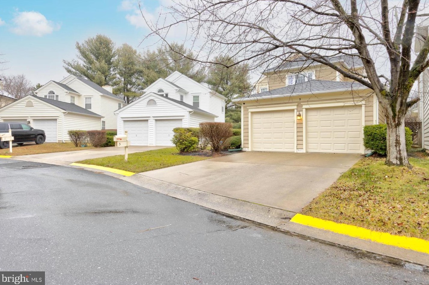 5 Marketree Ct, Gaithersburg MD  20886-4957 exterior
